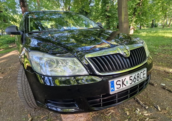 skoda octavia Skoda Octavia cena 12999 przebieg: 385000, rok produkcji 2010 z Sosnowiec